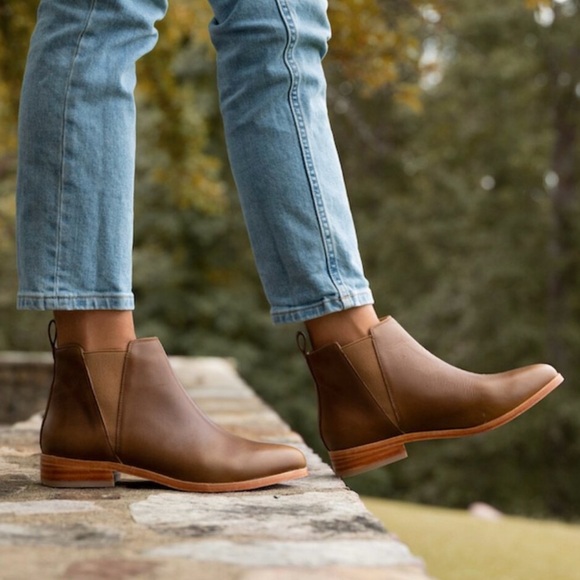 NWOT Nisolo Everyday Chelsea Women’s Ankle Boots - Brown - Size 5 - Picture 12 of 13